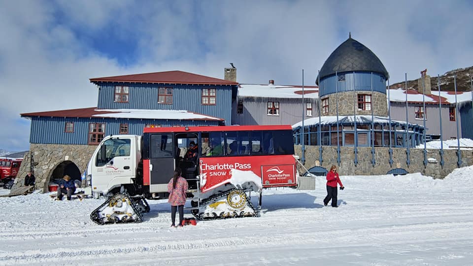 Charlotte Pass 1