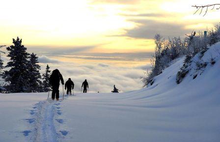 CONDITIONS DE SKI - MASSIF CHARLEVOIX - LA RELANCE NE FAIT PAS L'UNANIMITÉ CONDITIONS DE SKI - MASSIF CHARLEVOIX - LA RELANCE NE FAIT PAS L'UNANIMITÉ