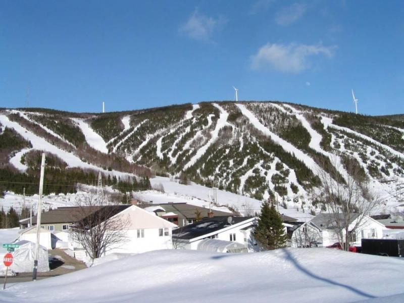 MONT MILLER, GASPESIE, OUVERT WEEKEND DU 2 ET 3 MAI. MONT MILLER, GASPESIE, OUVERT WEEKEND DU 2 ET 3 MAI.