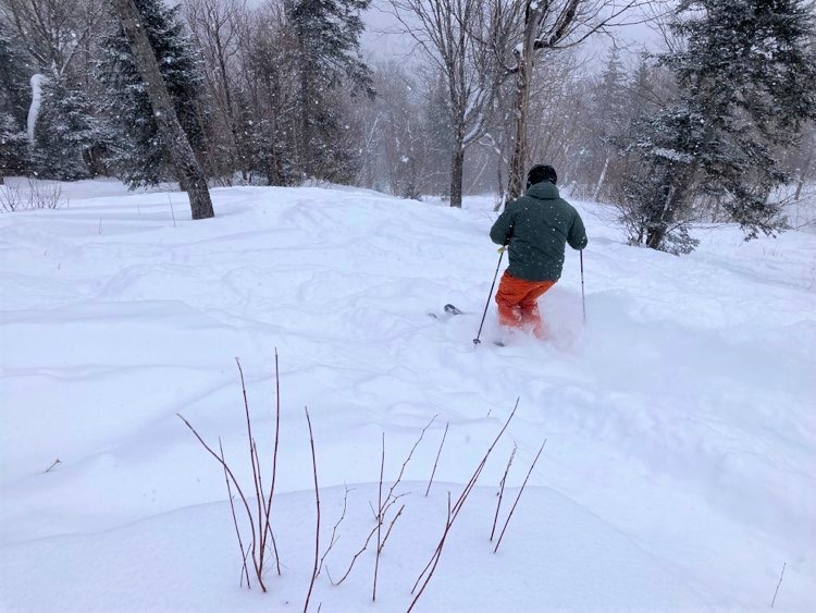 Mont-Sainte-Anne - Une épaisse couche de neige nous attendait Mont-Sainte-Anne - Une épaisse couche de neige nous attendait